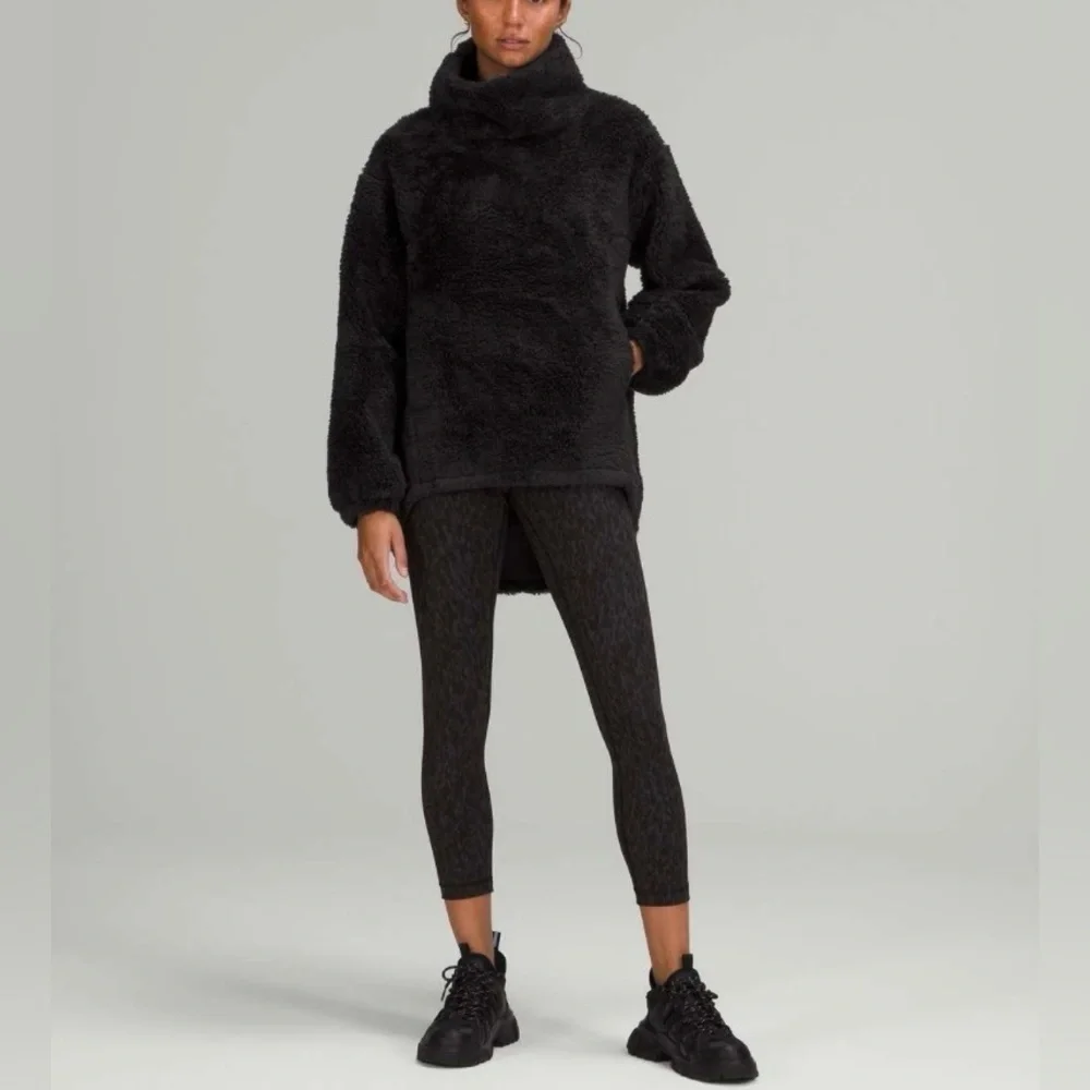 Lululemon Warmth Restore Long Pullover Jacket Black Size 2 NWOT Retired Sherpa